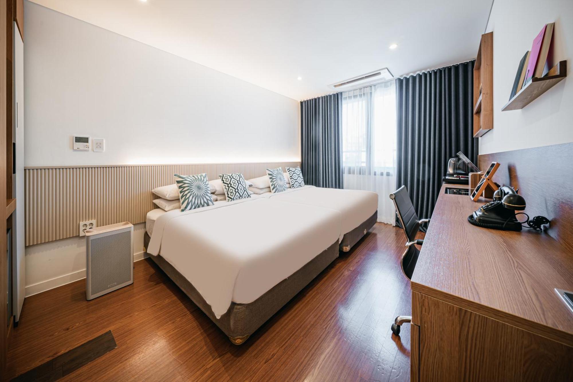 Hotel Yeon Сеогвипо Екстериор снимка